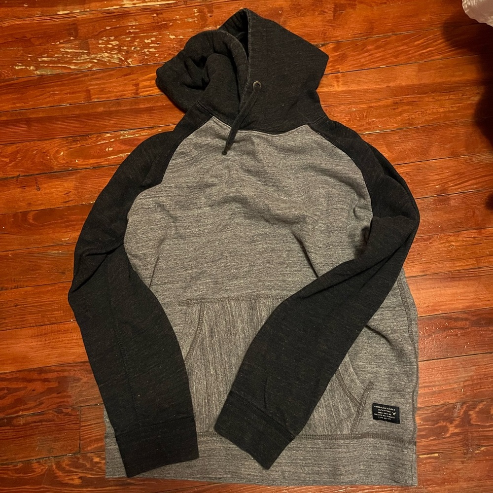 American Eagle - Grey Hoodie